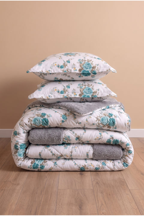 Mavi Çiçek Desenli Welsoft Çift Kişilik Yorgan Seti | 1 Adet Yorgan 200x220 cm, 2 adet Yastık Kılıfı 50x70 cm | Dolgulu, Yumuşak, Pamuklu Set